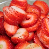 Step 1 - Slice the strawberries into slices between 1/4" and 1/2" thick